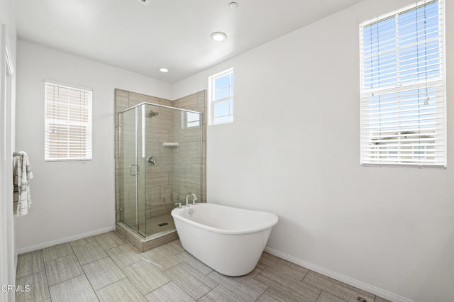 174 Stage Trail Road, Camarillo CA: https://media.crmls.org/mediaz/b46ece90-3a7d-4778-8f89-7aae2b481e8c.jpg