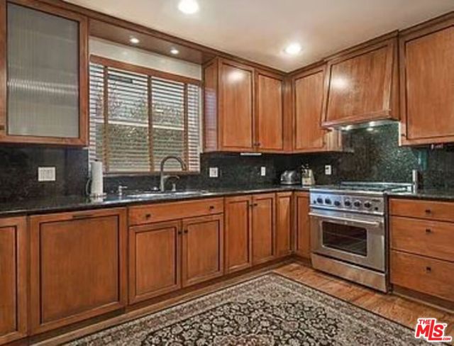 2229 S Beverly Drive, Los Angeles CA: https://media.crmls.org/mediaz/b46f1e0a-138f-4b2b-a121-f066a6272ef9.jpg