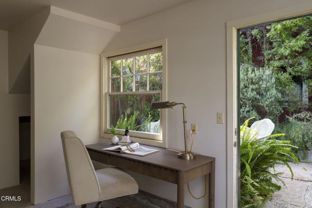 1813 Wayne Avenue, South Pasadena CA: https://media.crmls.org/mediaz/b46f493f-8602-42c6-81c7-a7b829034740.jpg
