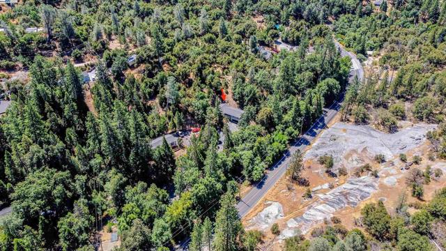 21451 Phoenix Lake Rd, Sonora CA: https://media.crmls.org/mediaz/b46f9513-7cae-46c4-bfeb-f344845df930.jpg