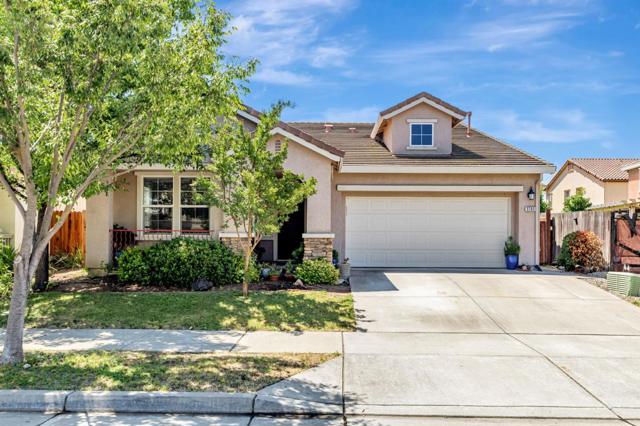 3760 Mirtoon Sea Avenue, Sacramento CA: https://media.crmls.org/mediaz/b46ffd31-4355-4684-bd31-77443144f4f6.jpg