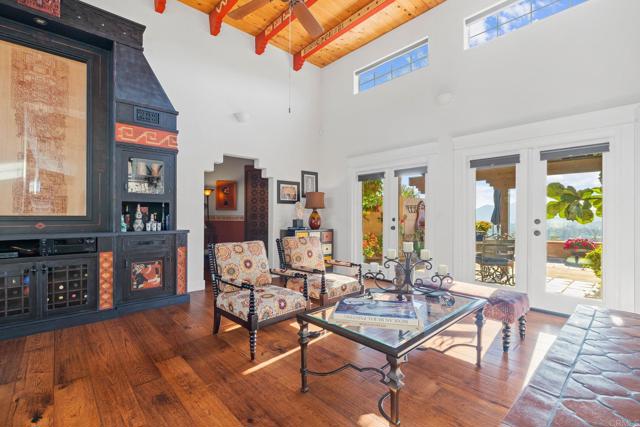 Detail Gallery Image 8 of 72 For 13613 Hillside Estates Dr, Jamul,  CA 91935 - 4 Beds | 4 Baths