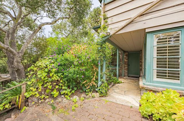 0 8th Ave & Forest Rd, Carmel CA: https://media.crmls.org/mediaz/b470e931-0e75-4f4d-aad4-84099bcd52a9.jpg