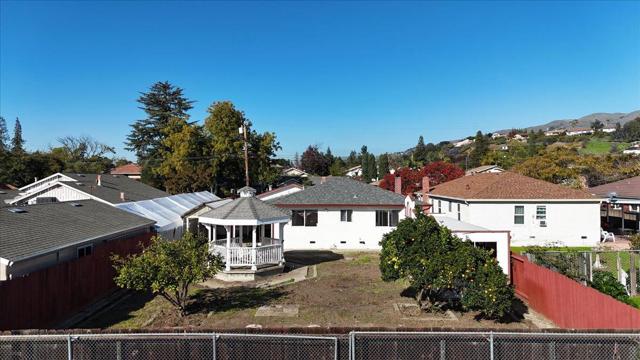 236 S Claremont Avenue, San Jose CA: https://media.crmls.org/mediaz/b471424c-1f9e-47d2-9da0-8bf92636ab2c.jpg