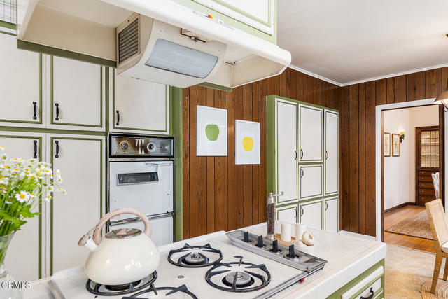 Detail Gallery Image 13 of 23 For 2460 Coniston Pl, San Marino,  CA 91108 - 3 Beds | 2 Baths