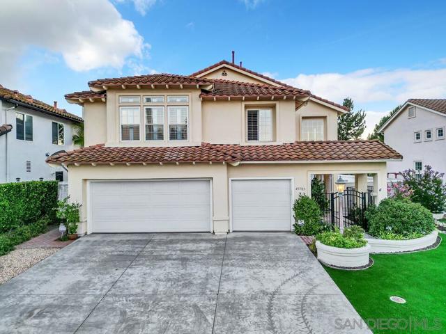 45703 Calle Ayora, Temecula CA: https://media.crmls.org/mediaz/b471b30f-1f4c-421d-acb5-c8d5701edc9a.jpg