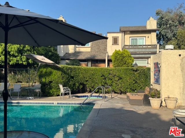 13609 Valerio Street, Van Nuys CA: https://media.crmls.org/mediaz/b472174a-7d30-47fc-9484-dbcbf18501c9.jpg