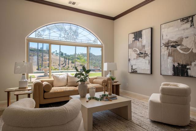 30343 Calle La Reina, Bonsall CA: https://media.crmls.org/mediaz/b473fd62-55aa-4fc4-84c3-7c97f307af8d.jpg