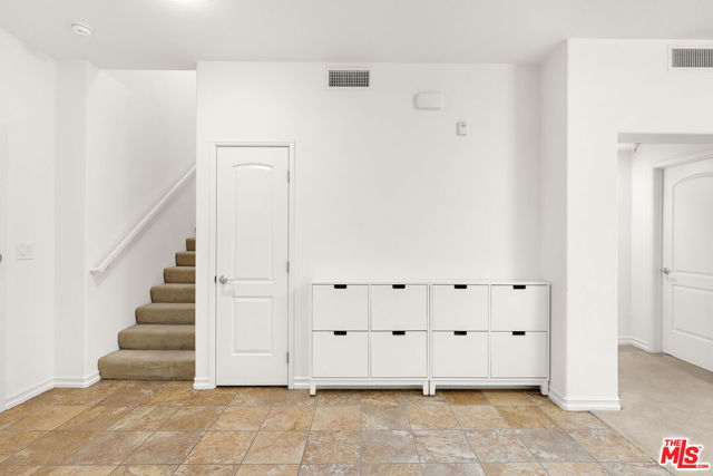 629 Traction Avenue, Los Angeles CA: https://media.crmls.org/mediaz/b474c38c-f4e8-4e52-90e9-722ea1948632.jpg