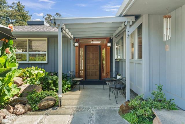 4711 Old San Jose Road, Soquel CA: https://media.crmls.org/mediaz/b4760c15-2b95-4128-9b1f-3f59a3672deb.jpg