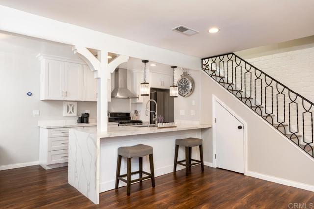 12151 Wintercrest Drive, Lakeside CA: https://media.crmls.org/mediaz/b4771aff-1b46-42b4-b1ac-ac77ebd59904.jpg