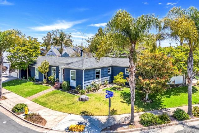 4725 Adams Ave, San Diego CA: https://media.crmls.org/mediaz/b477a045-bafc-4302-97dc-9e0399a53910.jpg