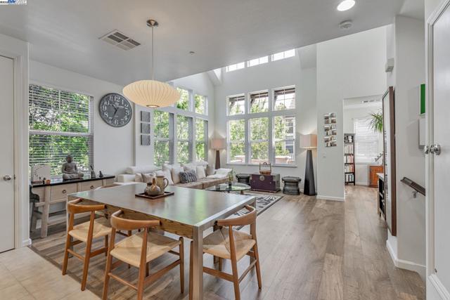 40252 Bonica Rose Terrace, Fremont CA: https://media.crmls.org/mediaz/b478205f-a0b6-459a-843f-3b3576882da0.jpg