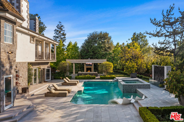 Drew Fenton | 3170 KINGS Court Los Angeles CA | MLS: 7365327 Drew Fenton | 3170 KINGS Court Los Angeles CA | MLS: 7365327