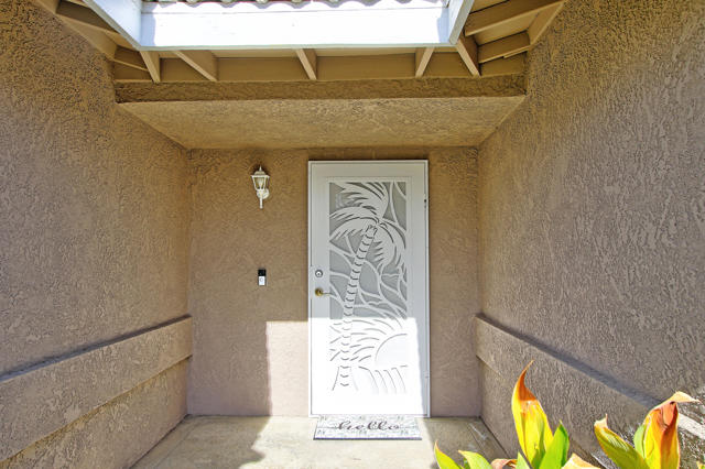 68330 Vega Road, Cathedral City CA: https://media.crmls.org/mediaz/b478460a-e802-4eaa-8176-36f925af71db.jpg