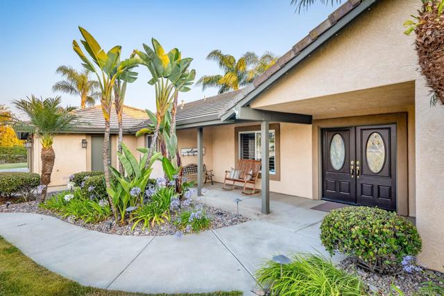 Detail Gallery Image 6 of 43 For 13861 Nicoles Vista, Valley Center,  CA 92082 - 3 Beds | 3 Baths