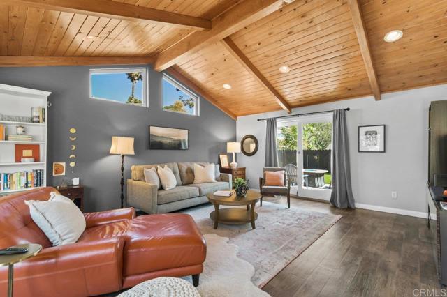 Detail Gallery Image 20 of 35 For 4331 Helix Canyon Dr, La Mesa,  CA 91941 - 3 Beds | 2 Baths