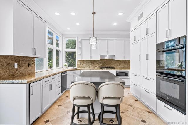 9703 Keeneland Row, La Jolla CA: https://media.crmls.org/mediaz/b47cb6ac-4aa4-4ee9-8897-b6363d72ecbc.jpg