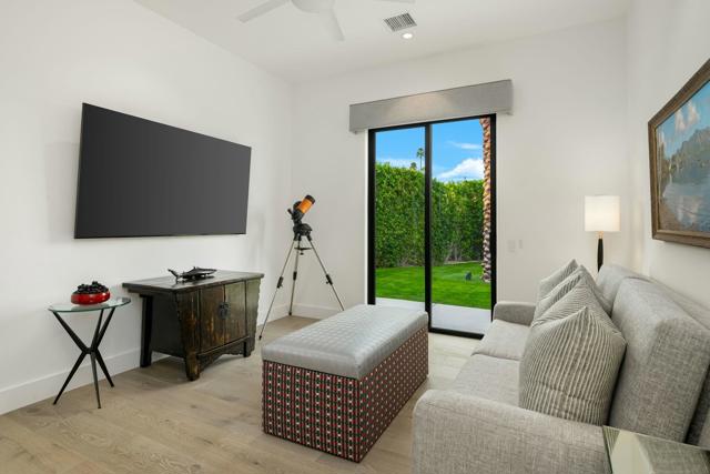 2779 Princess Lane, Palm Springs CA: https://media.crmls.org/mediaz/b47d1d1b-b8ed-4c58-9469-5f1e07e7cfe8.jpg