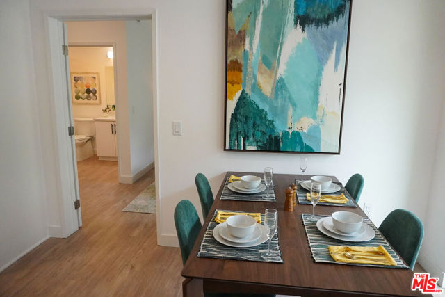 10568 Promenade Gateway, El Monte CA: https://media.crmls.org/mediaz/b47d479e-4c84-477a-abe8-c526acc5eca5.jpg