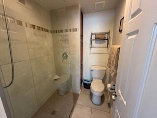 Image 10 of 12 For 78650 Avenue 42  1004