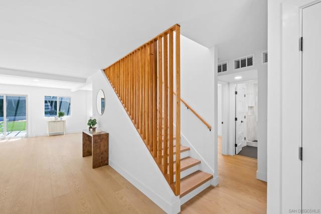 Image 20 of 50 For 4716 Murat Pl
