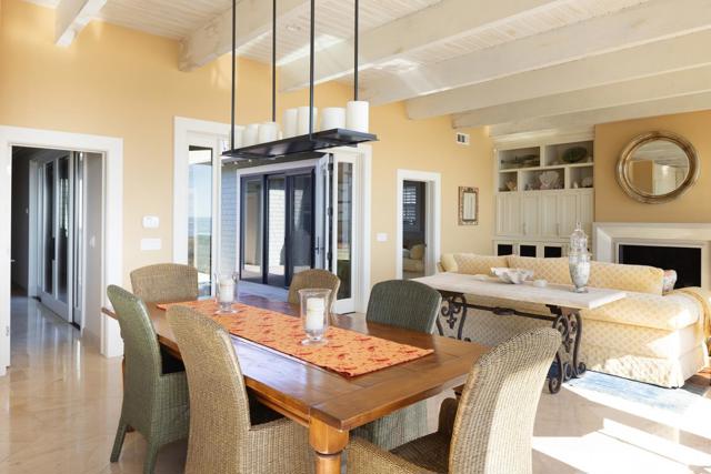 553 Beach Drive, Aptos CA: https://media.crmls.org/mediaz/b47ec0d2-9043-430c-9dd7-aae13f023df4.jpg