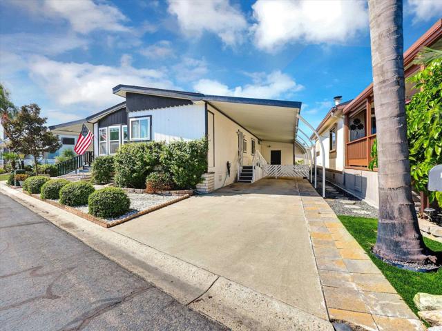 3462 Don Jose Drive, Carlsbad CA: https://media.crmls.org/mediaz/b47ee953-9ac4-4479-b6a1-31bd9828c05e.jpg