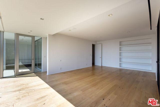 1853 Sunset Plaza Drive, Los Angeles CA: https://media.crmls.org/mediaz/b47efc1d-a1ce-4371-adad-b9835549b47b.jpg