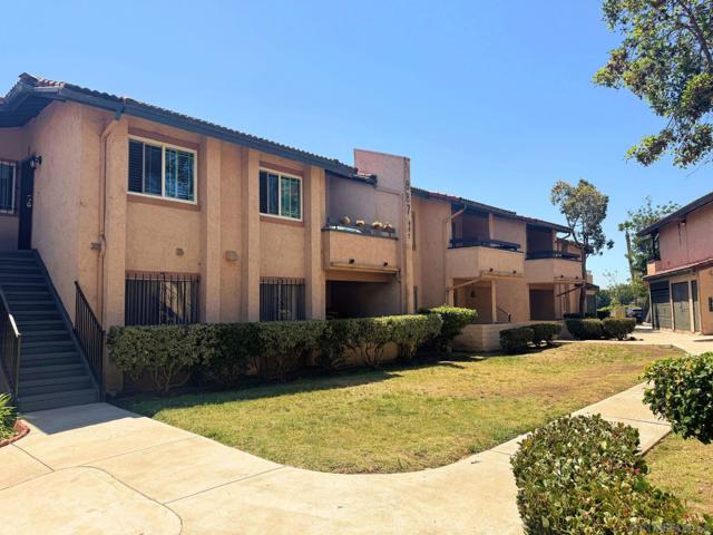 875 W San Ysidro Blvd, San Ysidro CA: https://media.crmls.org/mediaz/b481f061-efc2-49b4-abc1-9fb77f8d0afb.jpg