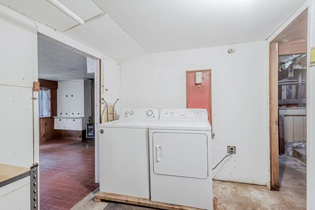 0 Big Tree Way, Woodside CA: https://media.crmls.org/mediaz/b48234d3-aa1d-4bfb-8efa-c17c421ddece.jpg