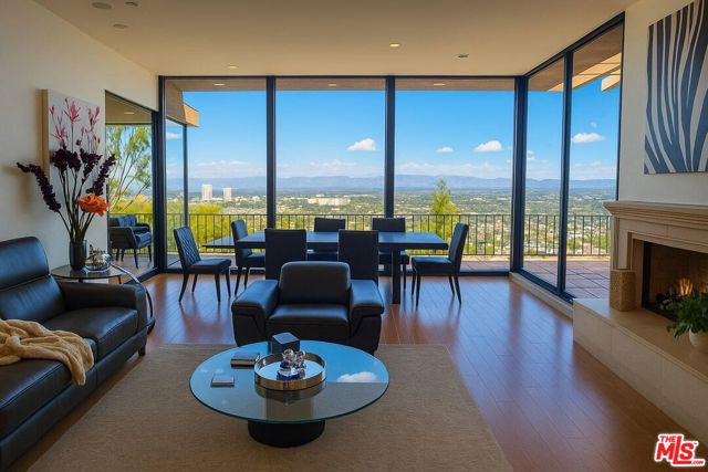 3873 Beverly Ridge Drive, Sherman Oaks CA: https://media.crmls.org/mediaz/b483d4d6-f7e4-4673-9906-0699d2fb94a6.jpg