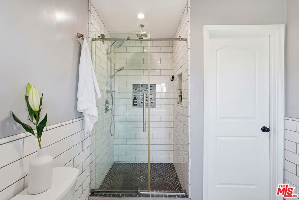 MLS #25622989 image #21