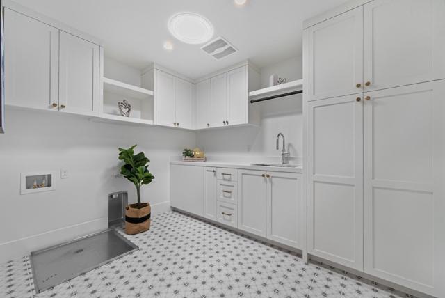 3231 Lanelle Place, San Jose CA: https://media.crmls.org/mediaz/b484c93d-173e-49fc-acad-4e1234879936.jpg