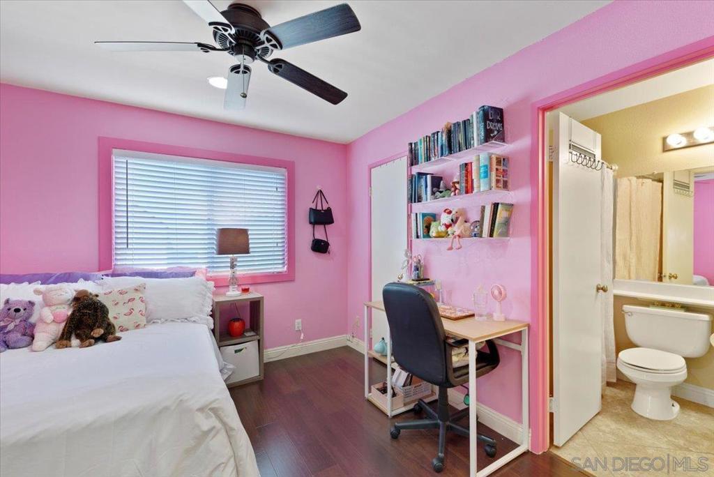 MLS #250035279SD image #12