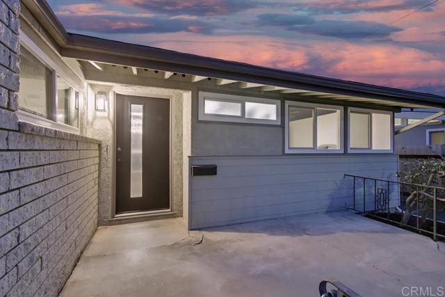 Detail Gallery Image 5 of 60 For 5461 Brunswick Ave, San Diego,  CA 92120 - 3 Beds | 2 Baths