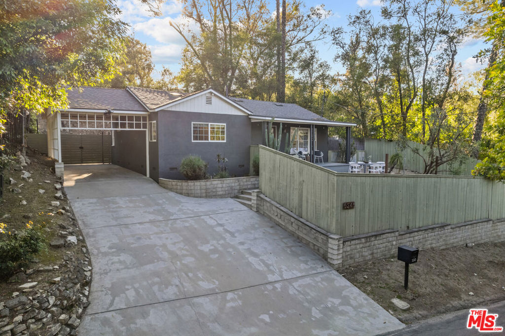 5245 Sale Avenue