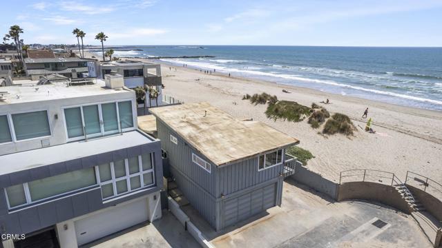 1218 Cornwall Lane, Ventura CA: https://media.crmls.org/mediaz/b486c2ae-6a85-4015-98fa-906df9e2e193.jpg