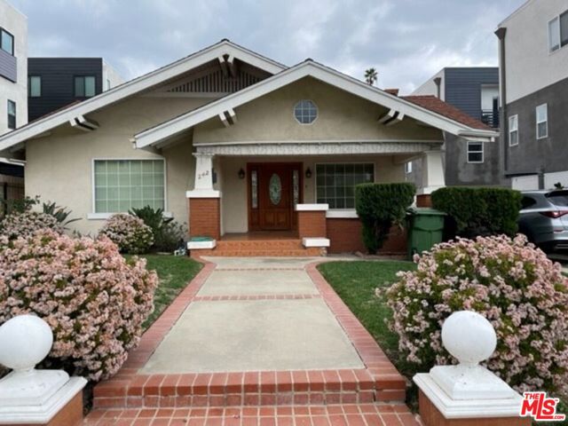 242 N Dillon St, Los Angeles, CA 90026