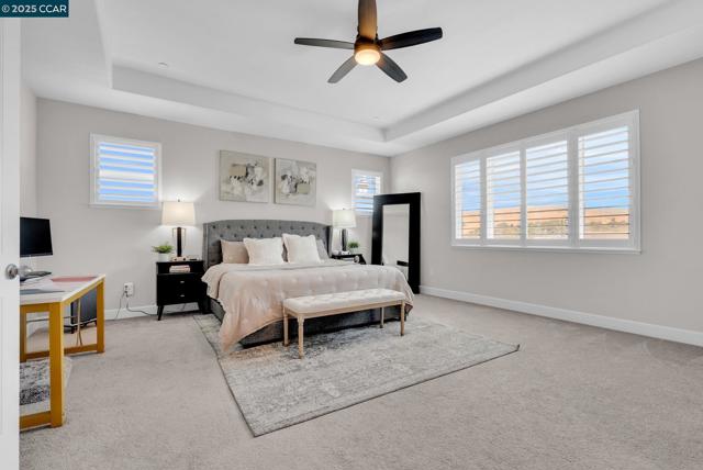 499 Yarrow Dr, Fairfield CA: https://media.crmls.org/mediaz/b4884cc4-db79-4658-b406-1f4217939622.jpg