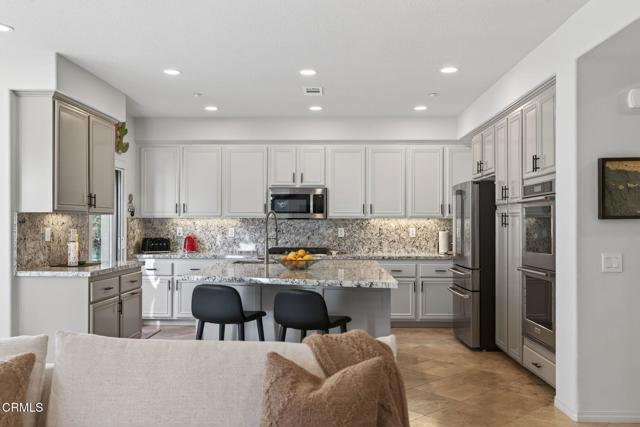 Detail Gallery Image 19 of 64 For 4320 Waterside Ln, Oxnard,  CA 93035 - 3 Beds | 2/1 Baths