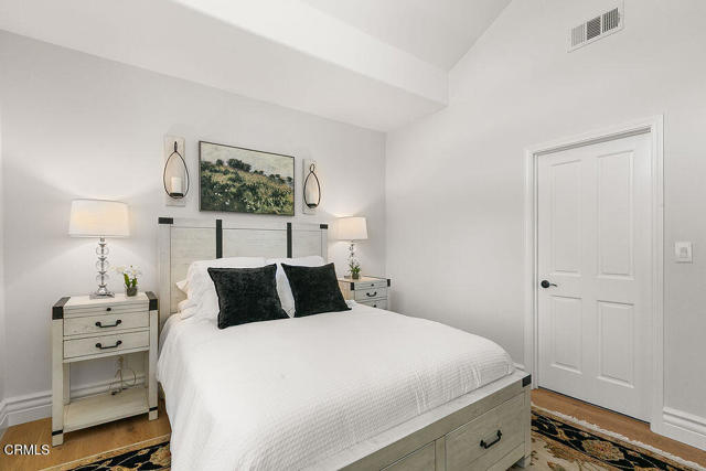 11016 Red Barn Road, Santa Rosa CA: https://media.crmls.org/mediaz/b488e668-c2e1-4e6c-8414-4d0057ffa2eb.jpg