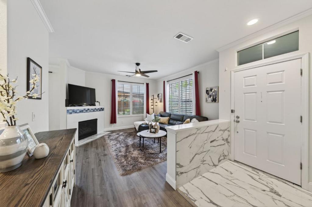 334 Ballymore Circle