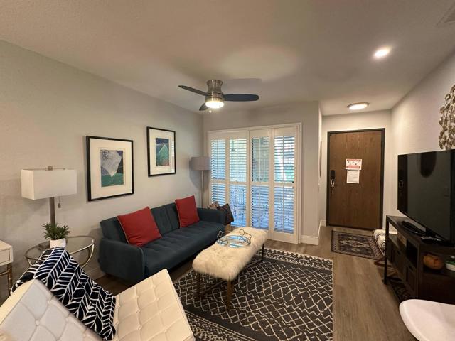 2801 N Los Felices E Circle, Palm Springs CA: https://media.crmls.org/mediaz/b48c89af-39e0-49a1-8922-5e49d3468f51.jpg