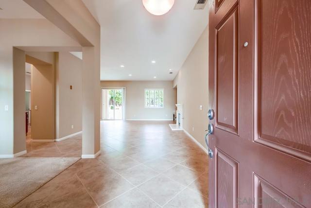 Image 5 of 61 For 26788 Calico Ct