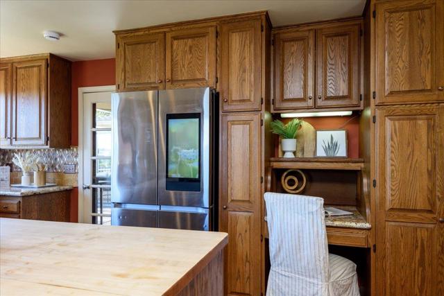 1720 Hillman Avenue, Belmont CA: https://media.crmls.org/mediaz/b48da945-3072-4dca-a832-84cdaffc8f5f.jpg