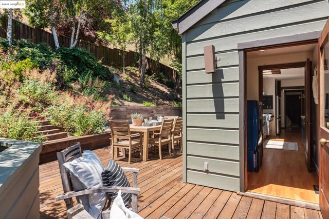 737 Woodhaven Rd, Berkeley CA: https://media.crmls.org/mediaz/b48ecd68-35c8-4212-bbc1-e6ce2ed3f5f0.jpg