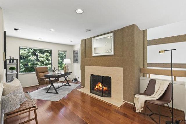 84 Selby, Atherton CA: https://media.crmls.org/mediaz/b48f01bc-2dad-4846-ad52-924b2b152e62.jpg