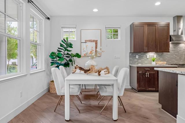 109 Avellino Way, Mountain View CA: https://media.crmls.org/mediaz/b48f3beb-1203-4a83-ac12-0717361e6523.jpg