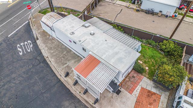 Image 21 of 26 For 210 Cypress  